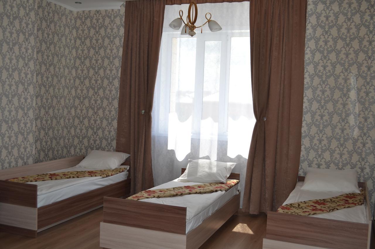 Hotel Alash Astana Exteriör bild
