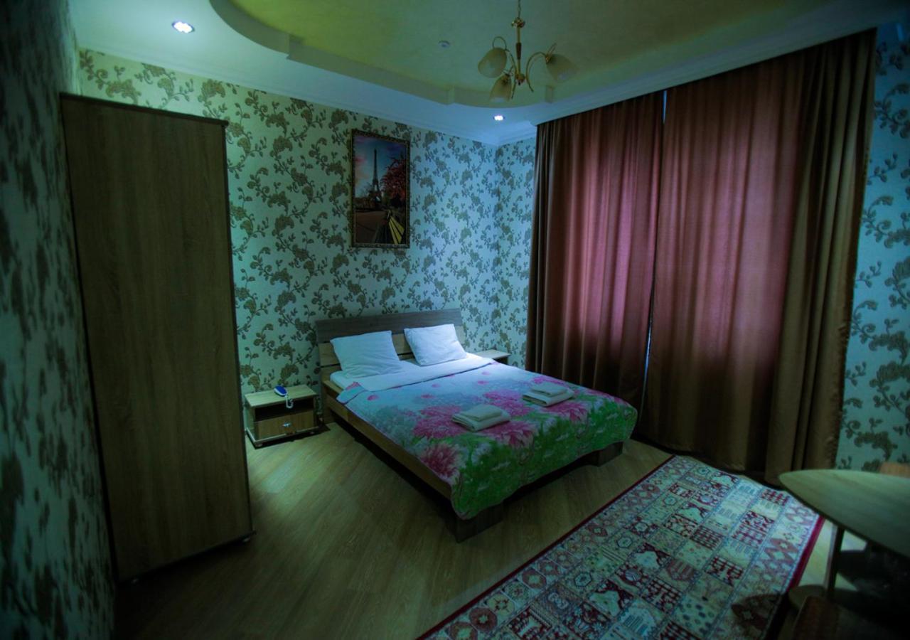 Hotel Alash Astana Exteriör bild