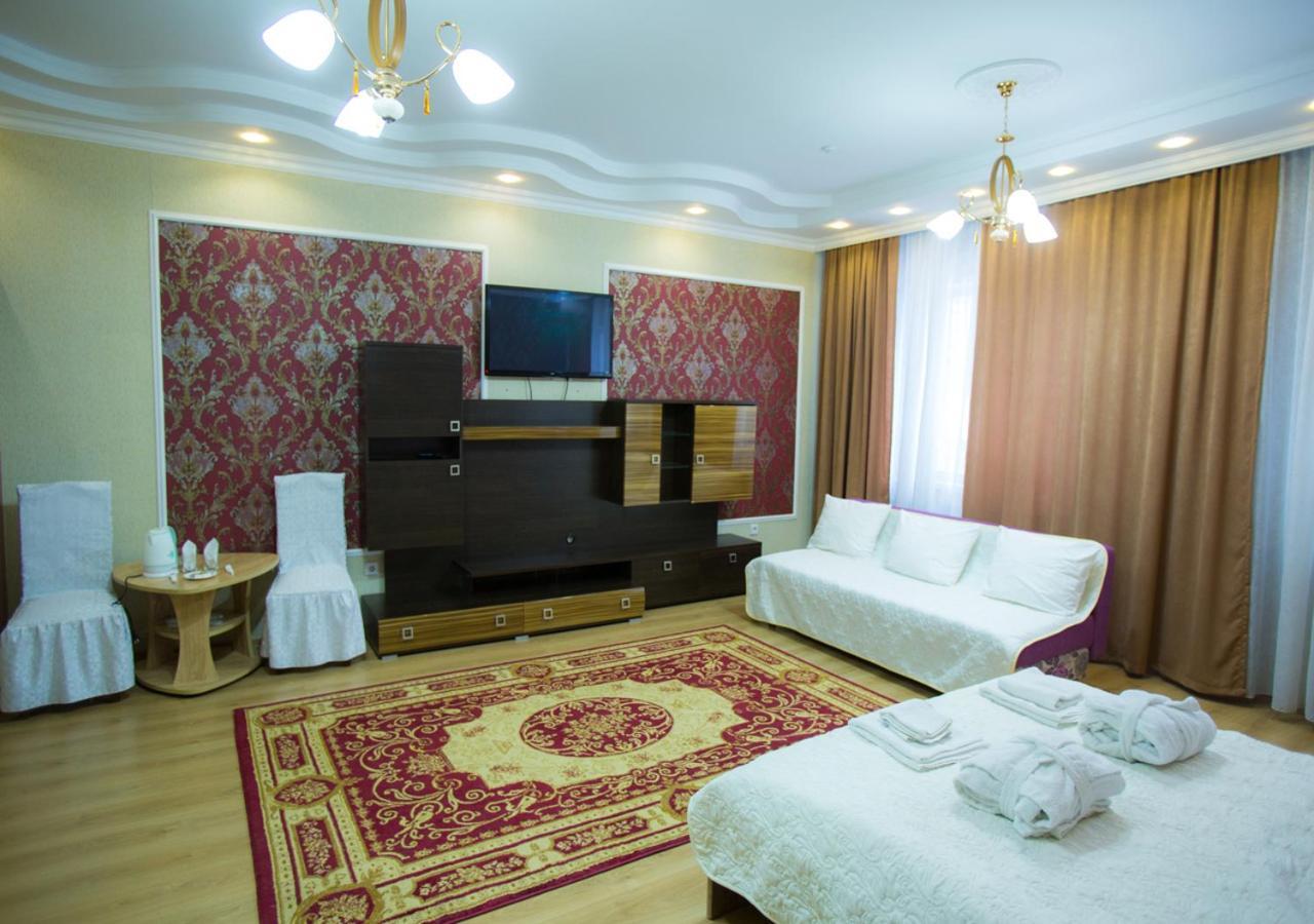 Hotel Alash Astana Exteriör bild