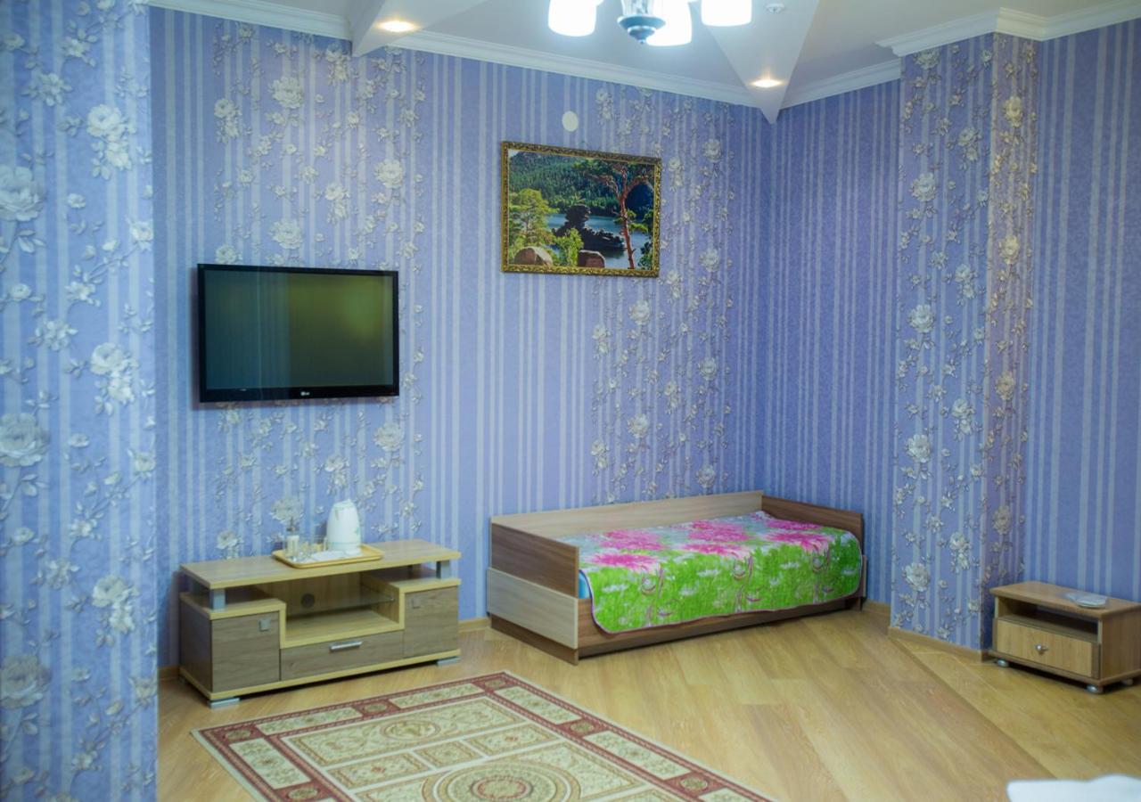 Hotel Alash Astana Exteriör bild