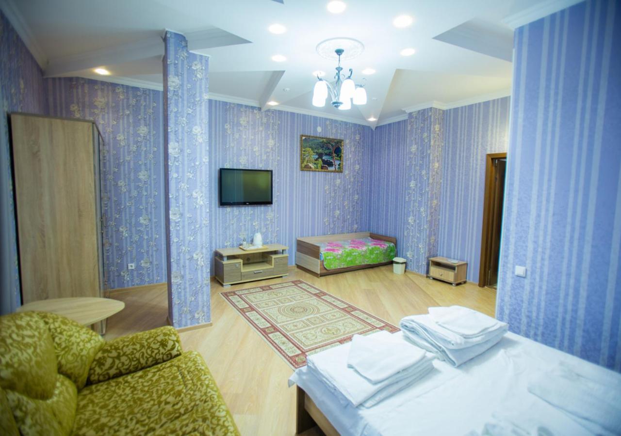 Hotel Alash Astana Exteriör bild