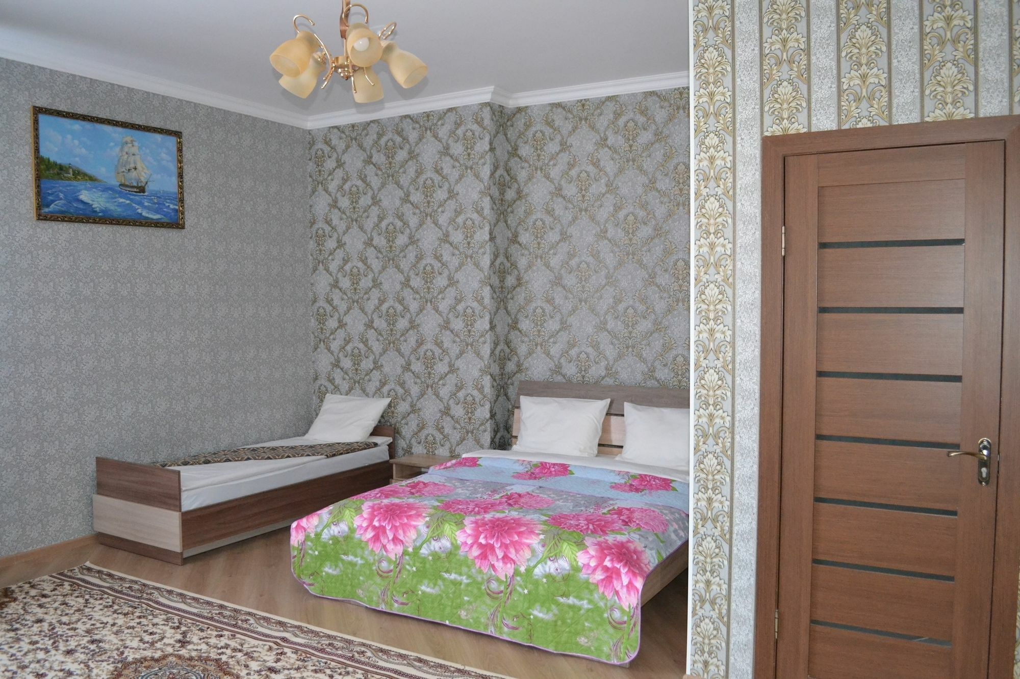Hotel Alash Astana Exteriör bild